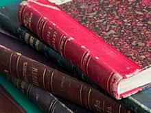19 редких книг челябинской Публички признали книжными памятниками и оцифруют