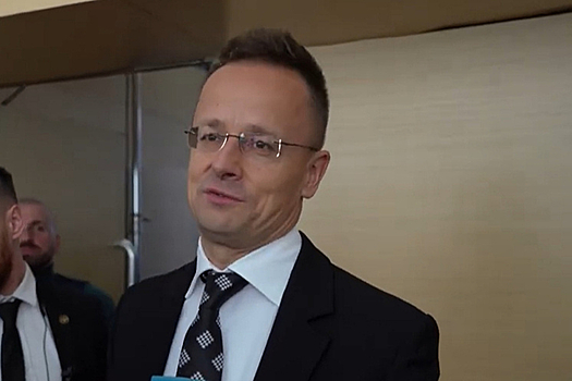 Сийярто заявил, что Западная Европа стоит на коленях из-за суровой зимы