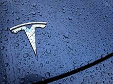 Обновленный кроссовер Tesla показали на фото