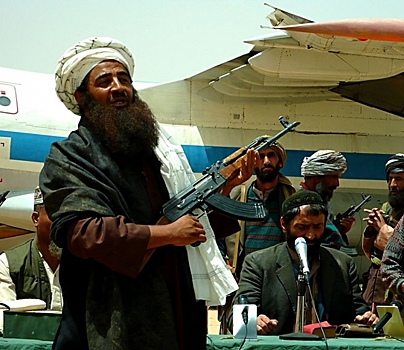 Соцсети: «США сделали афганцев зависимыми, а не самостоятельными»
