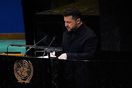 Зеленский пожаловался на жестокость современного оружия после удара ВСУ по Новороссийску