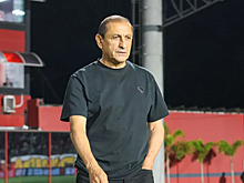 «Футбол – для мужиков, а не для девочек». Тренер «Интернасьонала» Диас снова сделал сексистское заявление, ранее он критиковал женщину-арбитра из-за ВАР