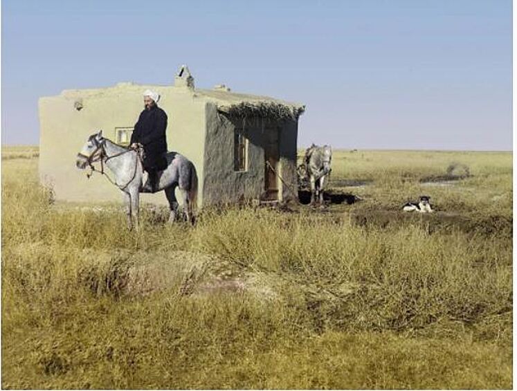 А самое главное — создана галерея прекрасных фотографий, беспрецедентная по качеству и объему. И впервые подобная серия снимков была разложена на цвета. Тогда лишь с целью вывода с помощью диапроектора на экран.  