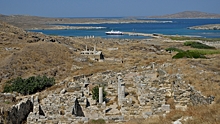 Археологи обнаружили у острова Делос древнегреческие корабли и старинный волнорез