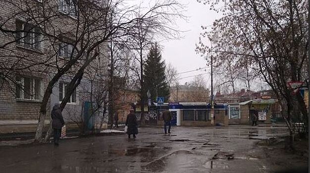 Иномарка сбила двоих детей на «зебре»