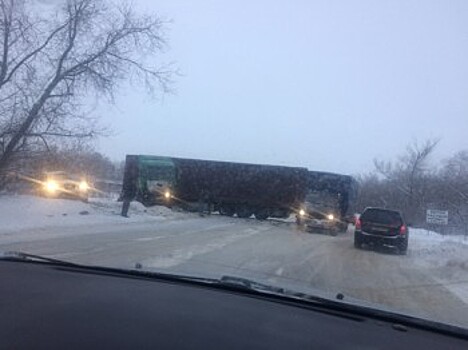 На Южном обходе водитель большегруза устроил массовое ДТП