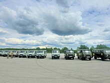 В Новосибирске инспекторам охотнадзора передали 28 автомобилей УАЗ