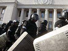 Шахтеры пикетируют Раду