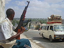 В Сомали при взрыве заминированных автомобилей погибли 15 человек