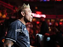 Жозе Альдо провёл битву взглядов с Айманном Захаби перед боем на UFC 315