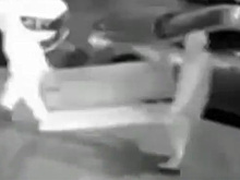 Из ЖК в Балашихе неизвестные  украли скамейку. Видео