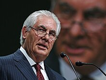 Тиллерсон планирует встретиться с Путиным во время визита в Россию