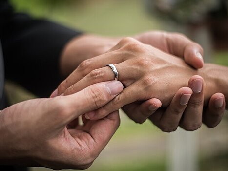 Психолог Покусаева: вероятность развода повышается, если свадьба сыграна в кредит