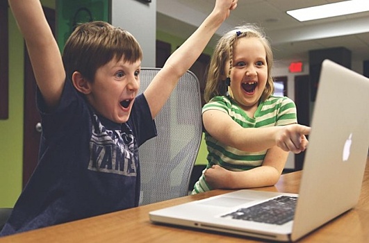 В российские школы могут вернуться уроки политинформации