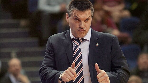 Две пятерки Джона. Известному российскому баскетболисту и тренеру исполнилось 55. ХРОНОГРАФ-2024