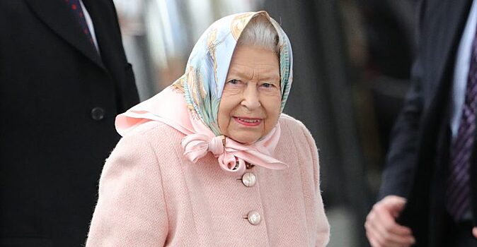 Елизавета II осталась под впечатлением от агентов MI5