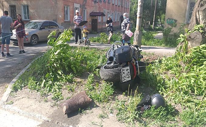 Депутат Горсовета на «Харлее» впал в кому после столкновения с автоледи