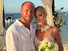 Модель Погребняк организовала церемонию бракосочетания к годовщине свадьбы