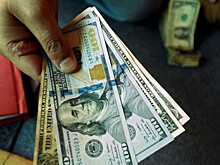 Эксперты: доминирование доллара «растает» к концу года