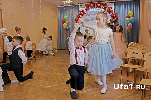 Новгородские власти пояснили запрет песен Бузовой и Киркорова на детской дискотеке