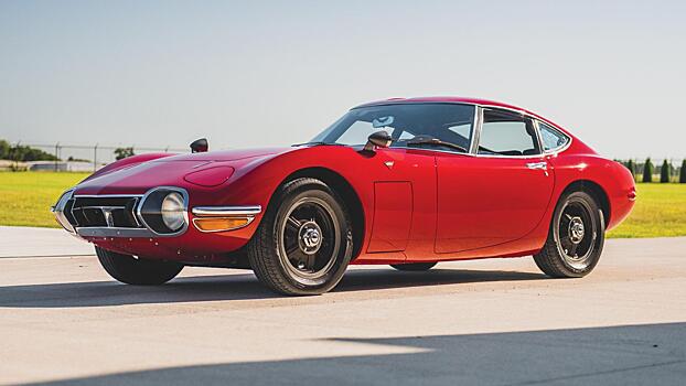 Скорее берите деньги и покупайте эту редчайшую Toyota 2000GT