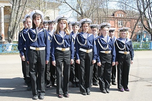 Имя Александрова присвоено Музыкальному кадетскому корпусу Института культуры