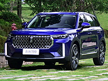 Китайcкий концерн FAW показал конкурента Range Rover Velar