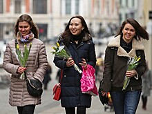 Кино, цветы и кошачий квест: как отпраздновать 8 Марта в Москве