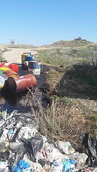 Свалку нефтяных отходов обнаружили у Горной высоты в Крыму