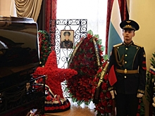 В Екатеринбурге простились с летчиком Родобольским: его имя решено увековечить