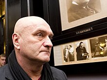 Александра Балуева сняли с рейса