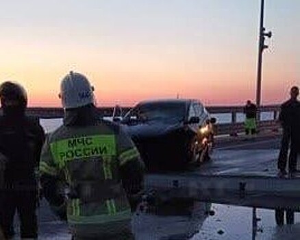 В Сети опубликовали кадры пробки после ЧП на Крымском мосту
