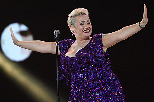 Сын известной певицы попал в больницу после нападения пьяного мужчины