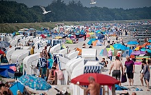 Каков риск заразиться коронавирусом на пляже