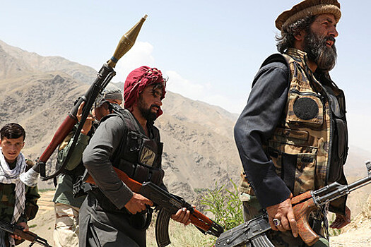 Войска радикального движения "Талибан" заняли президентский дворец в Кабуле. Хроника