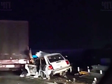 Под Краснодаром на трассе М-4 «Дон» ВАЗ-2104 врезался в фуру