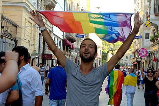 В Стамбуле не одобрили проведение гей-парада