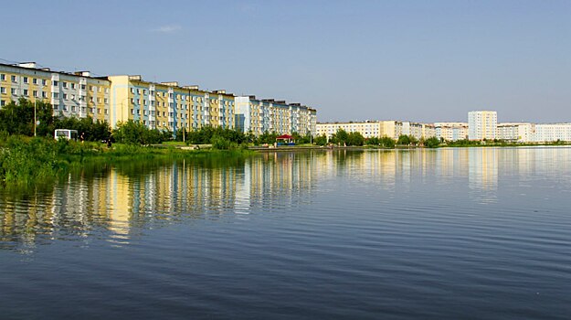Власти Надыма объяснили невозможность установки перехода у стоянки возле озера Янтарного
