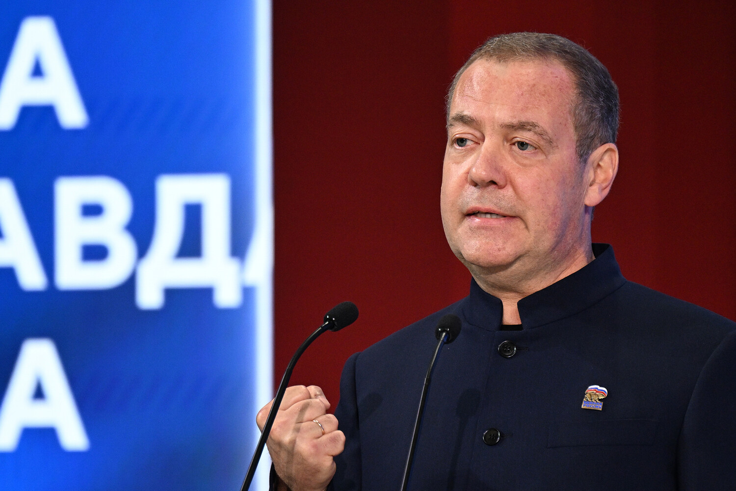 Медведев: Курилы были, есть и будут российской землей