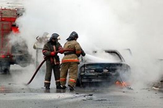 В СТО Новосибирской области при пожаре погиб мужчина