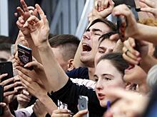 Мизулина-Shaman: Дети плачут с флагом России в руках – Роскомнадзор отобрал игрушку