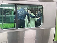 Четыре человека пострадали при нападении женщины с ножом в Токио
