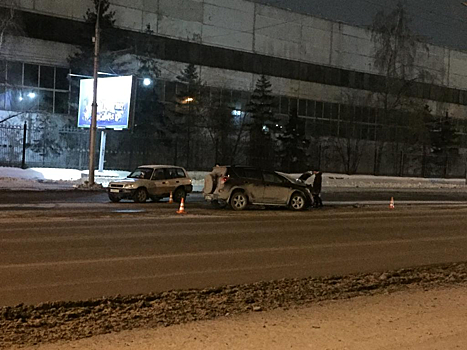 Годовалая девочка пострадала в массовом ДТП на Димитровском мосту.