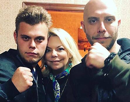 «Я снова могу любить»: младший сын Яны Поплавской обратился к маме-актрисе