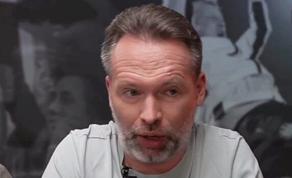 «Когда после матча я читаю про то, что судья мудак и гондон – это не норм». Минин о медиафутболе