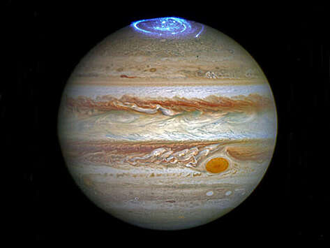 Может ли пересоединение на малых высотах вызвать полярные сияния Юпитера?
