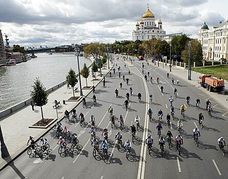 Собянин пригласил москвичей на весенний велофестиваль