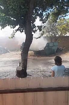 В Батайске школьники потушили пожар