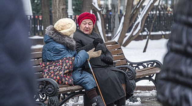 В РУДН не хотят прививать пожилых людей на дому