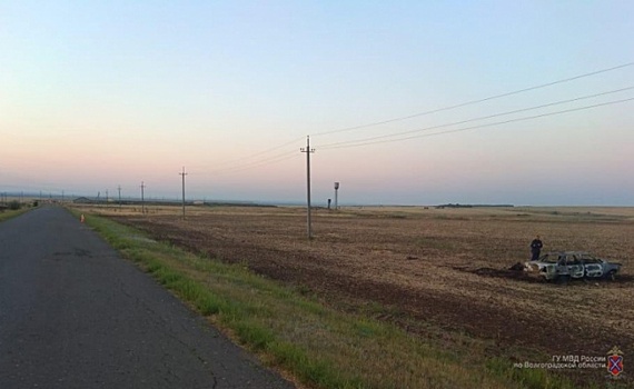 Двое мужчин сгорели заживо в кювете под Волгоградом